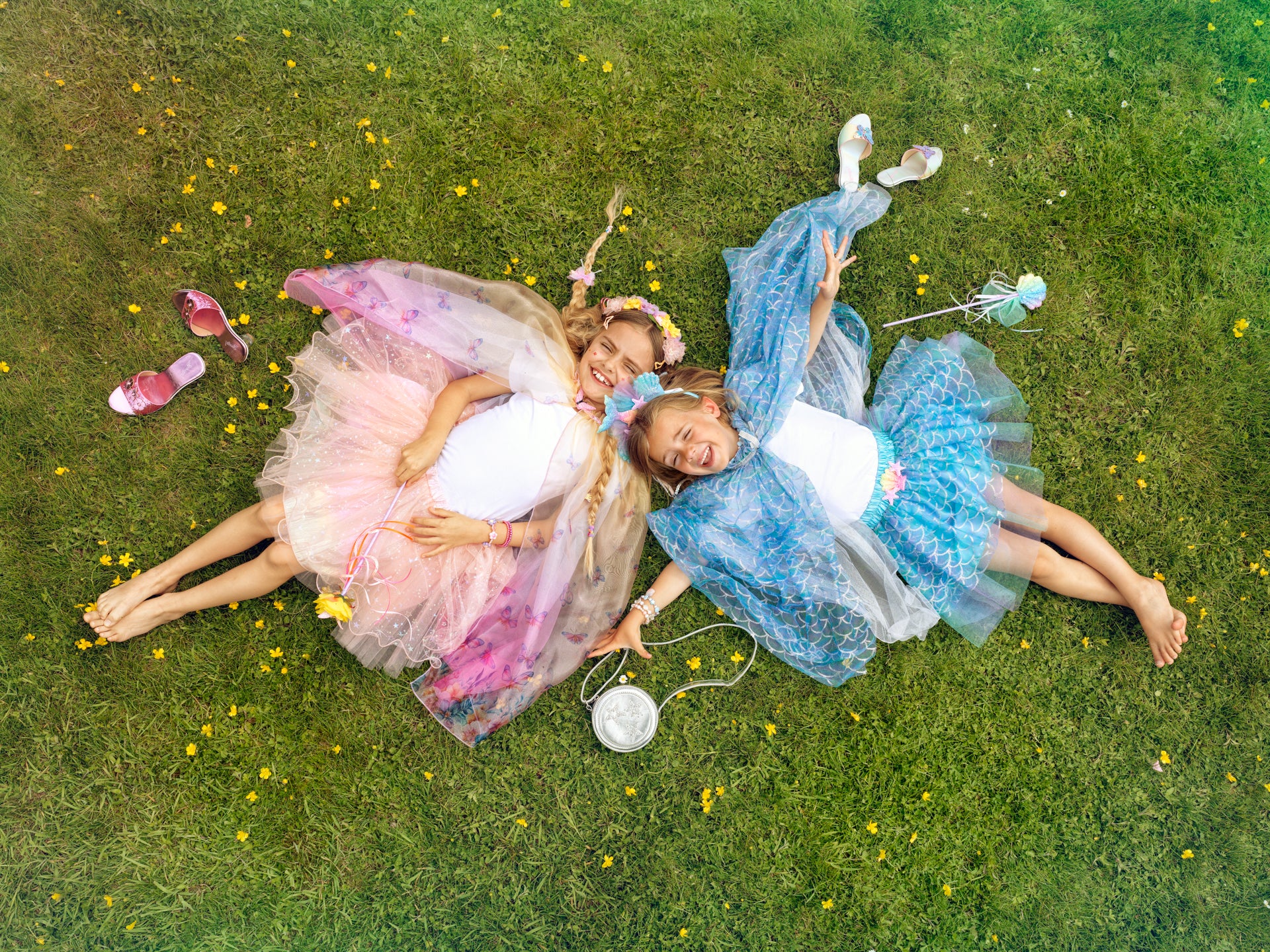 Danae butterfly cape + headband + wand (1 set)